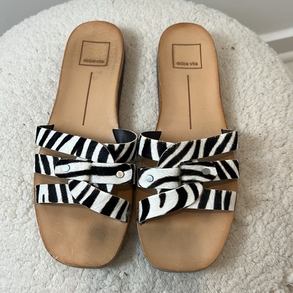 Dolce Vita real fur dyed cowhide Black and White Zebra Sandals size 8. - Picture 2 of 8